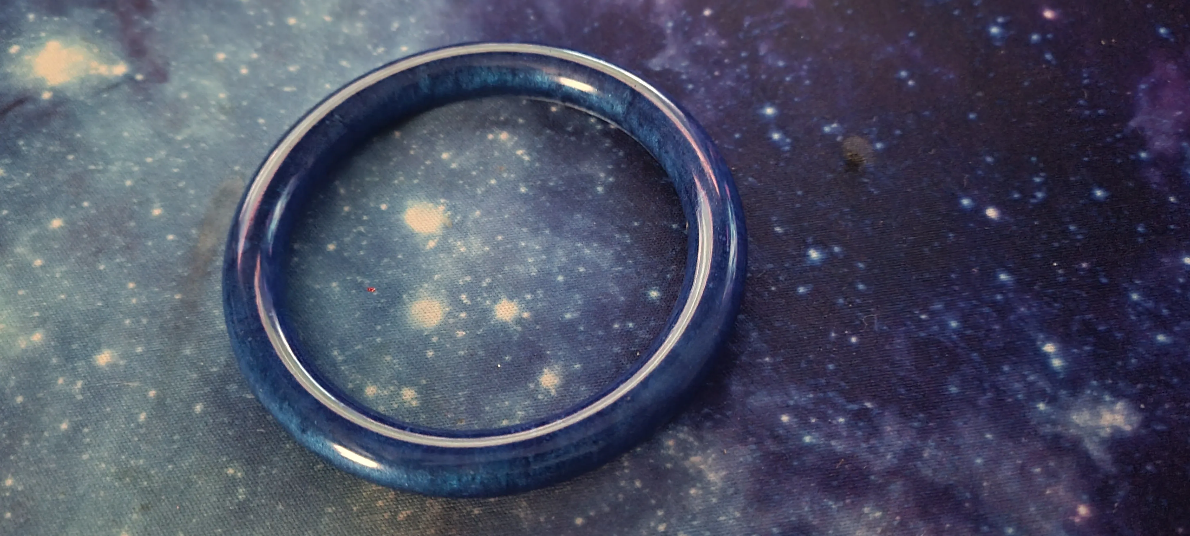 Small Round Resin Bracelet